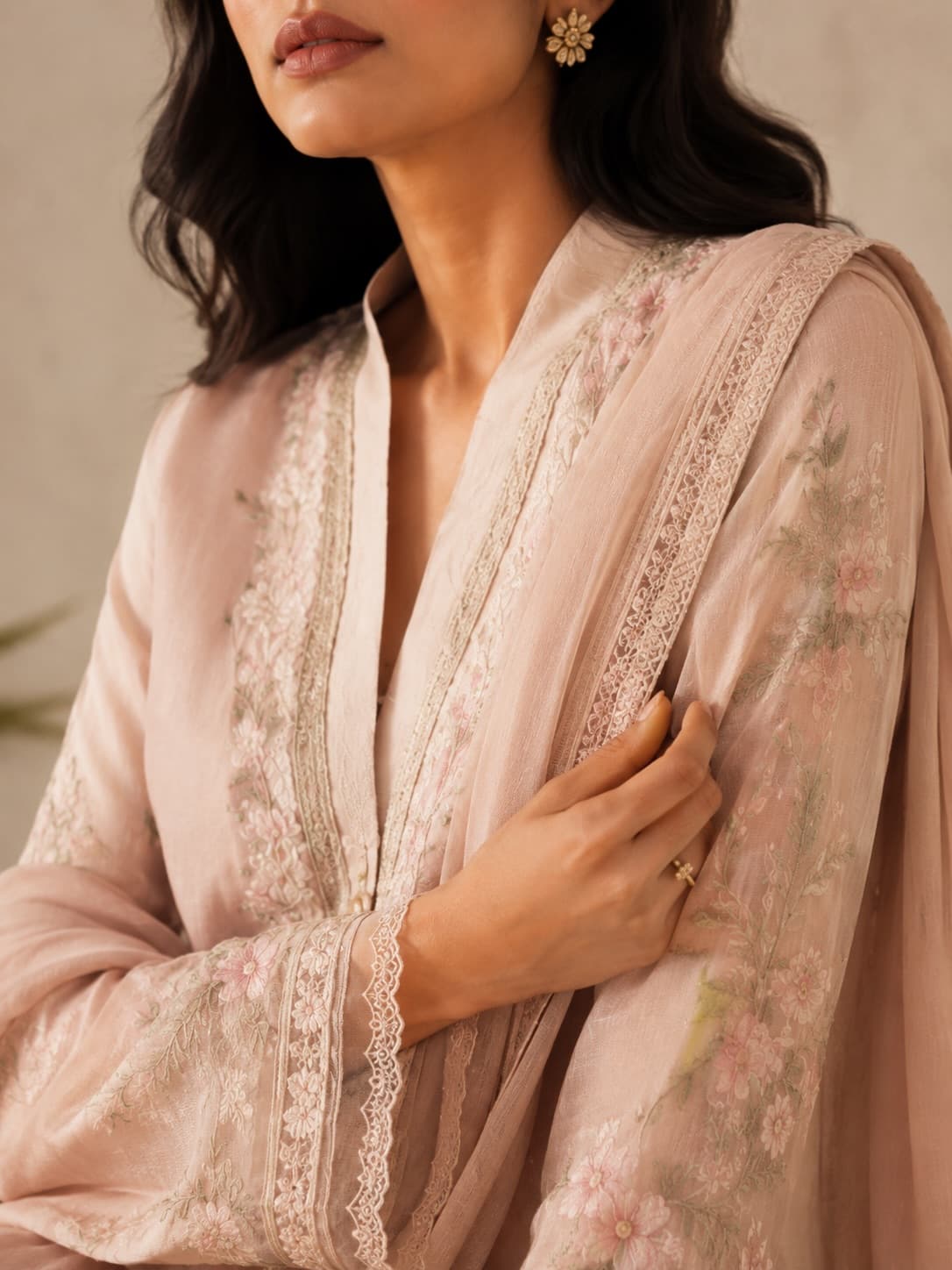 Aurelia Atelier — Fashion & Apparel brand design by TML Agency (5)